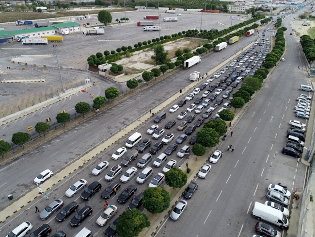 Gurbetin hüzünlü yolculuğu devam ediyor
