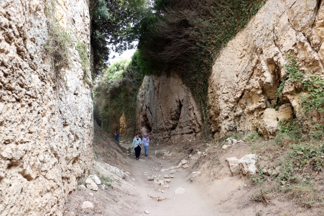 Bin esirin ellerinde hayat bulan tünel: Vespasianus Titus