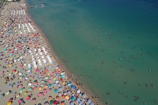 Türkiye plajlarında 459 mavi bayrak dalgalanıyor
