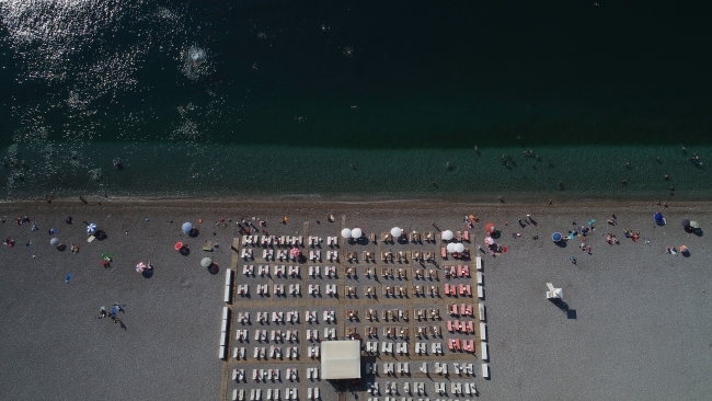 Türkiye plajlarında 459 mavi bayrak dalgalanıyor