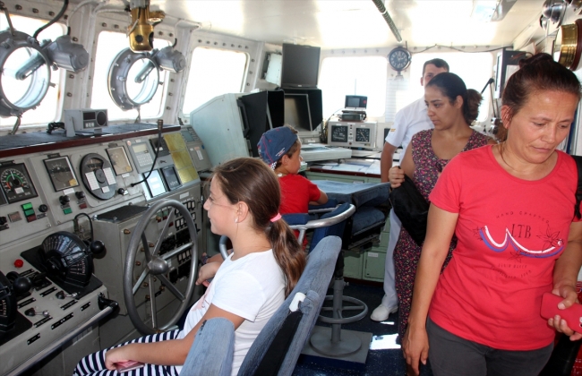 "TCG Martı" hücumbotu vatandaşların ziyaretine açıldı