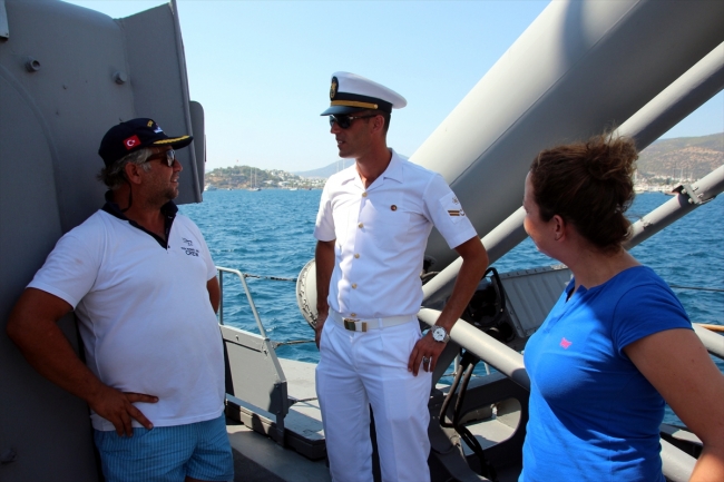 "TCG Martı" hücumbotu vatandaşların ziyaretine açıldı