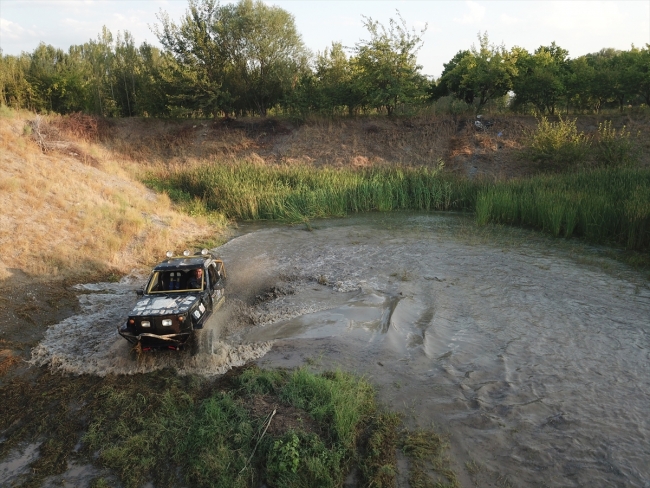 Ağrı Dağı etekleri off-road tutkunlarının gözde mekanlarından