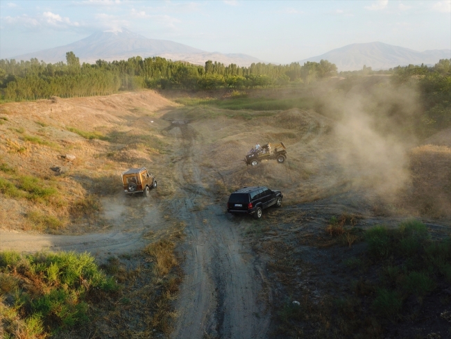 Ağrı Dağı etekleri off-road tutkunlarının gözde mekanlarından