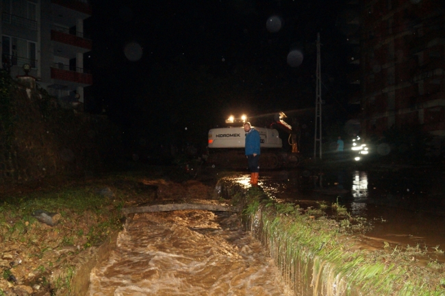 Trabzon'da afetten etkilenen vatandaşın zararı karşılanacak
