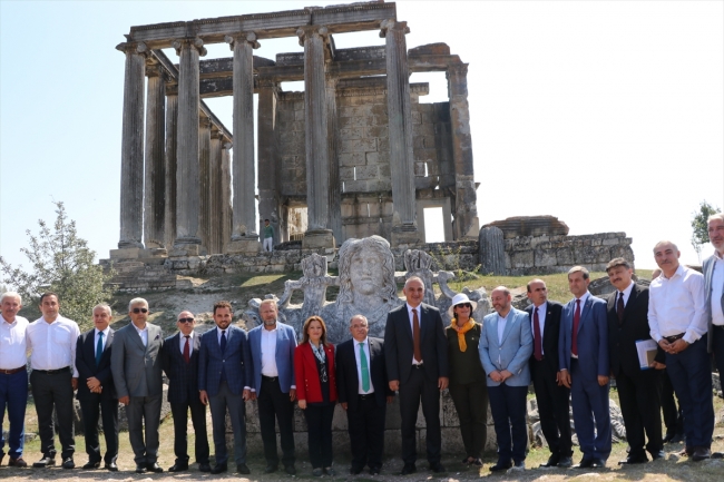 Kazı çalışmalarını yerli arkeologların yapması isteniyor