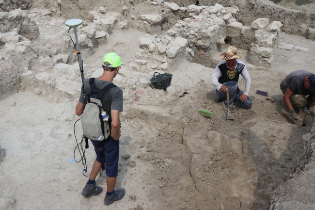 Sirkeli Höyüğü'nde yeni yerleşim alanı bulundu