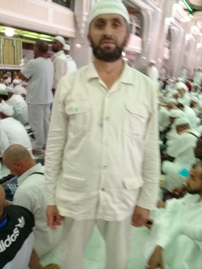 Kayınpederini kutsal topraklarda omzunda taşıdı