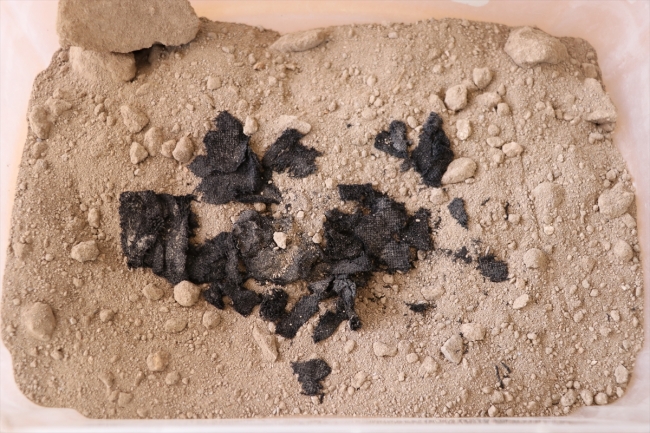 Beycesultan Höyüğü'nde 3 bin 600 yıllık tekstil parçaları bulundu