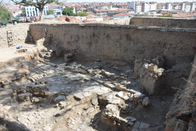 Kalehöyük kazılarında Ahi ocakları bulundu