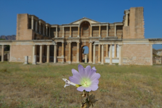 Sardes Antik Kenti UNESCO'da kalıcı olmayı hedefliyor