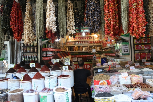 Şanlıurfa'da alışverişin merkezi Tarihi Kapalı Çarşı