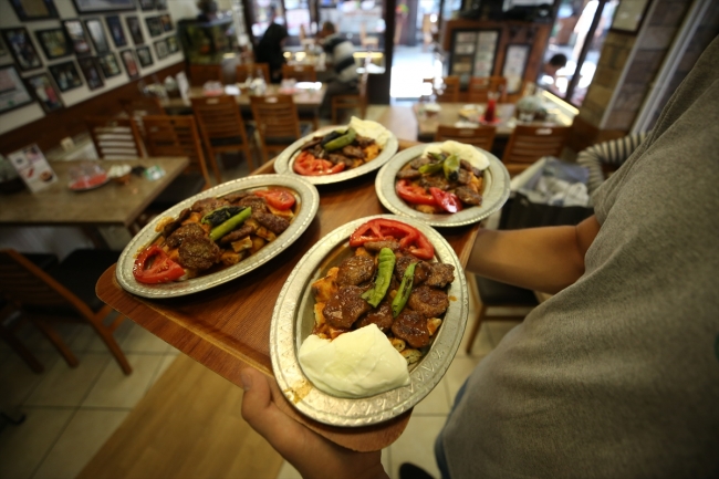 Bursa'nın gastronomi durağı: Tarihi Kayhan Çarşısı