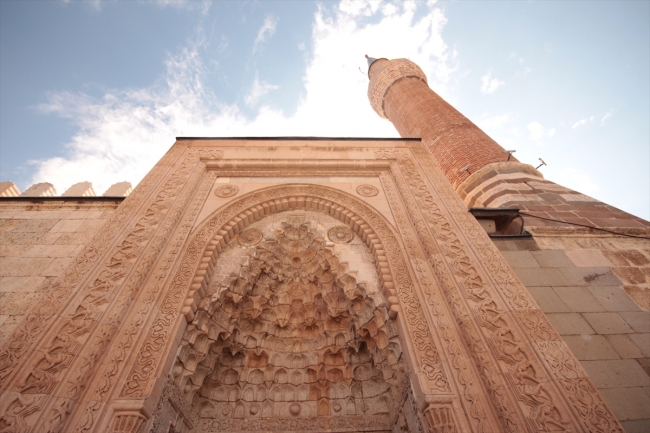 Orta Asya'dan Anadolu'ya taşınan kültürel miras "ahşap camiler"