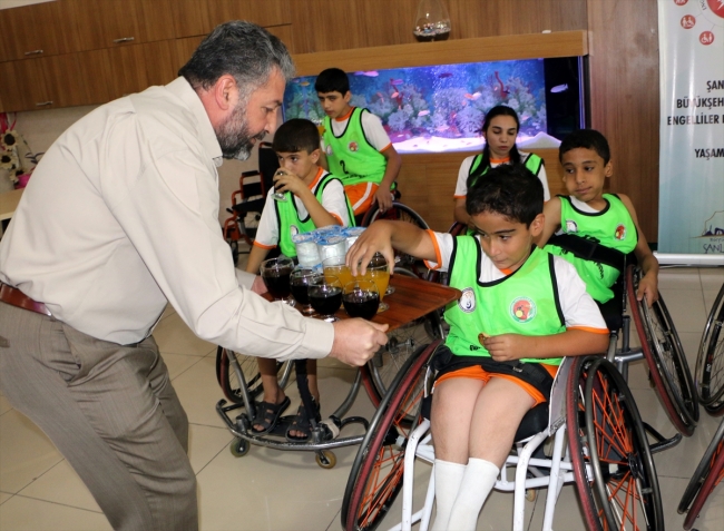 Şanlıurfa Tekerlekli Sandalye Basketbol Takımı "Parkede Teker Sesleri" projesine hazırlanıyor