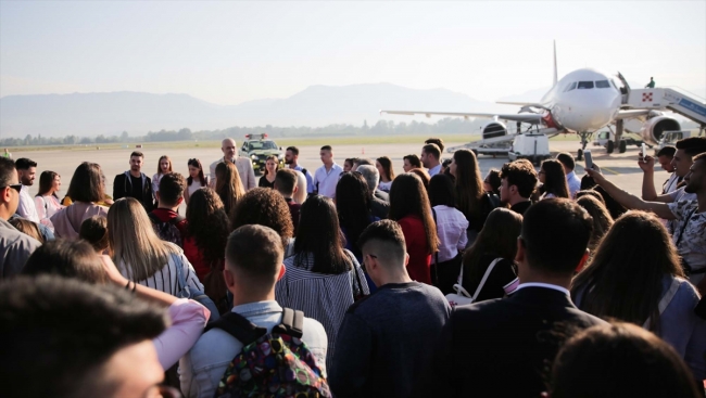 Arnavutluk'un ilk ulusal havayolu şirketi Air Albania'nın ilk seferi İstanbul'a