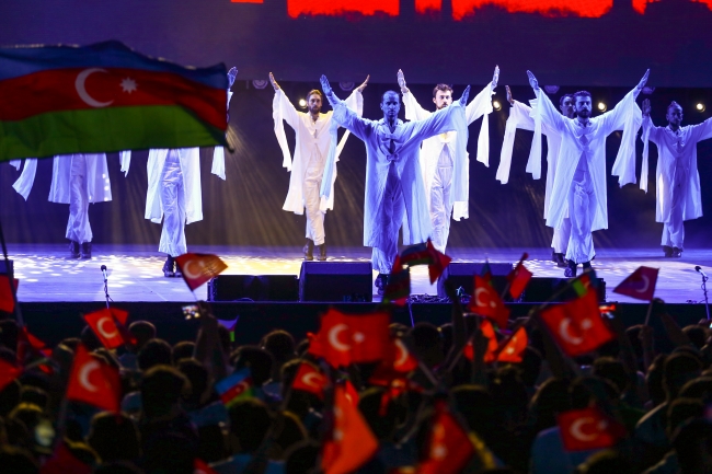 Anadolu Ateşi, Bakü'nün kurtuluş günü etkinliklerinde parladı
