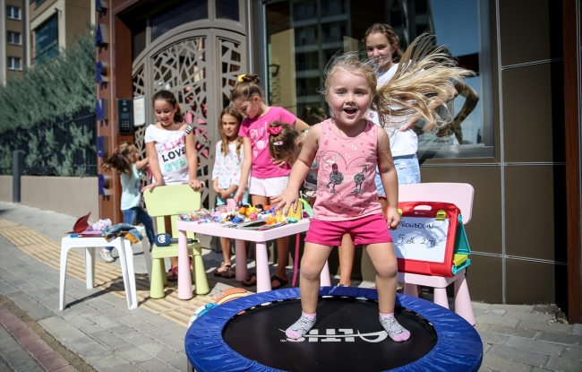 "Nane Çocukları" eski oyuncaklarını lösemili çocuklara bağış için satıyor