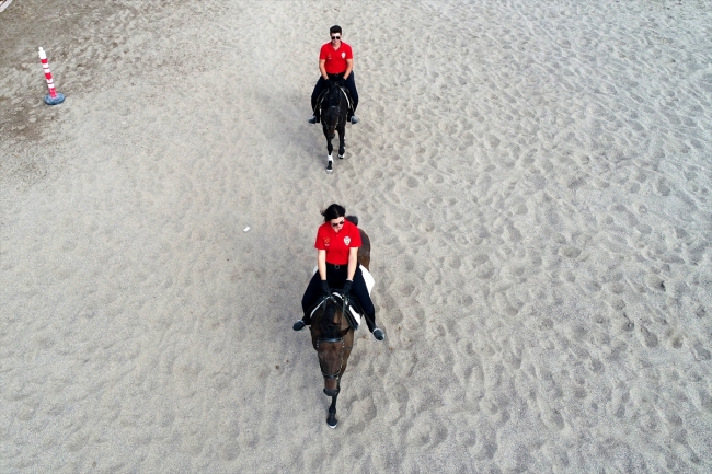 Kayseri'nin atlı polisleri göreve başlayacakları günü bekliyor