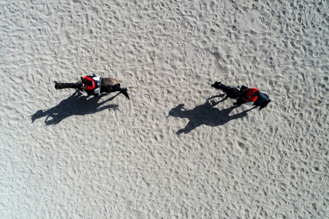 Kayseri'nin atlı polisleri göreve başlayacakları günü bekliyor