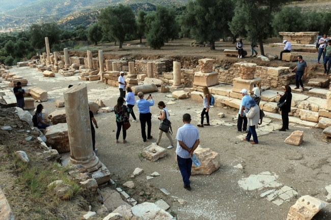 Nysa Antik Kenti'nde 25 metre uzunluğunda taban mozaiği bulundu