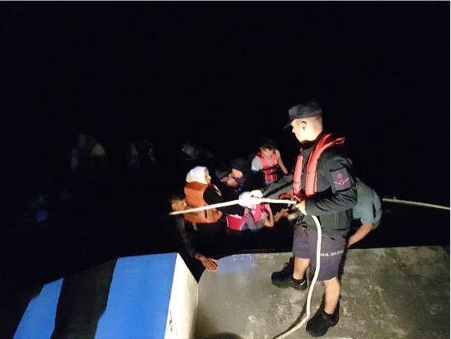 Balıkesir’de 82 düzensiz göçmen yakalandı