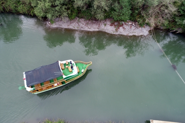 Yeşilırmak'ta 70 yıl sonra tekne gezileri başladı