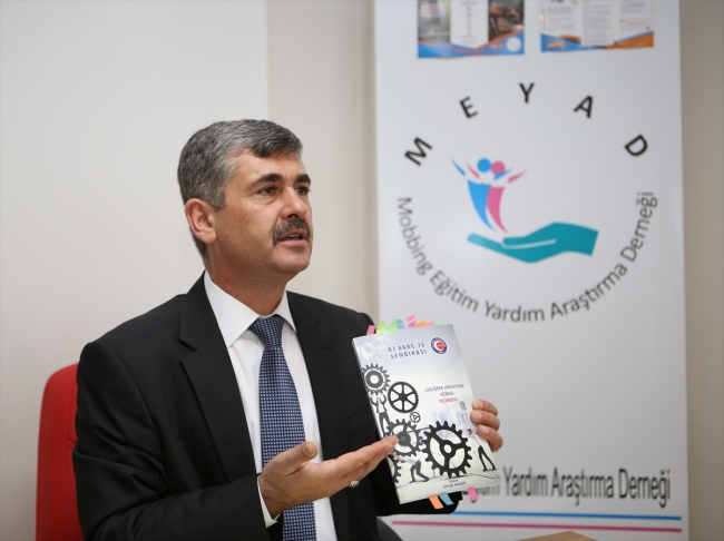 Uzmanlar 3 yılda 40 bin kişiye "mobbing" eğitimi verdi