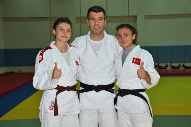 Judocu kız kardeşler milli takıma seçilmenin gururunu yaşıyor