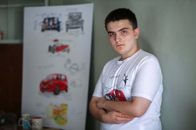 Otizmli Mesut'un hedefi yerli otomobil tasarımcısı olmak