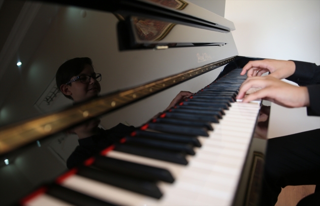 Piyanonun yetenekli çocukları Rusya'da özel davetli olarak sahne alacak