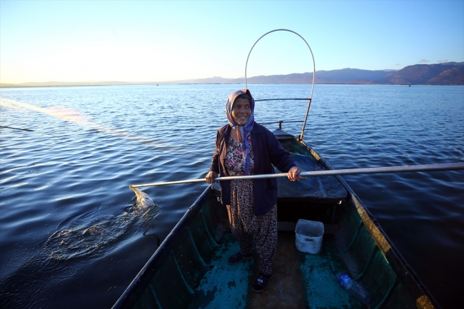 Yıldırım çifti 15 yıldır beraber balıkçılık yapıyor