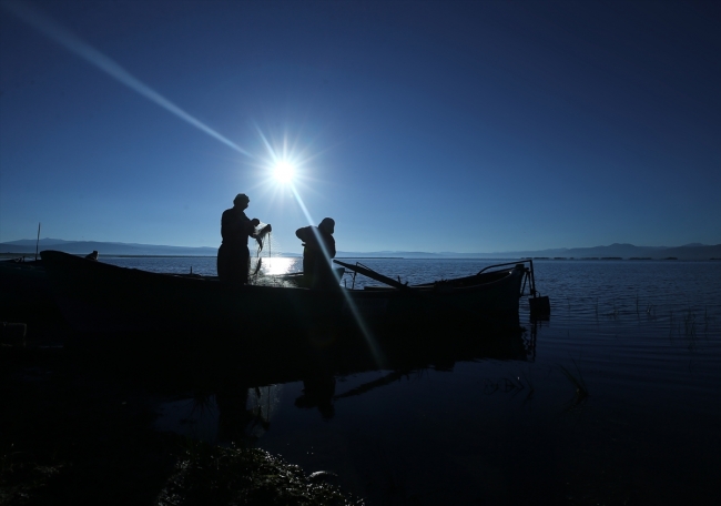 Yıldırım çifti 15 yıldır beraber balıkçılık yapıyor