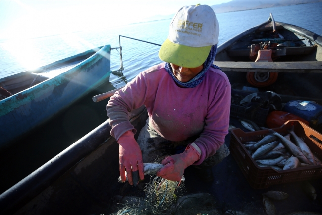 Yıldırım çifti 15 yıldır beraber balıkçılık yapıyor