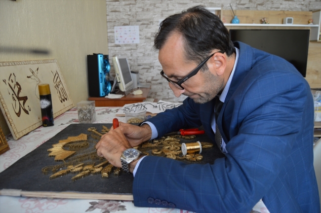 Filografi ve ahşap yakma ustası imamın eserleri ilgi görüyor