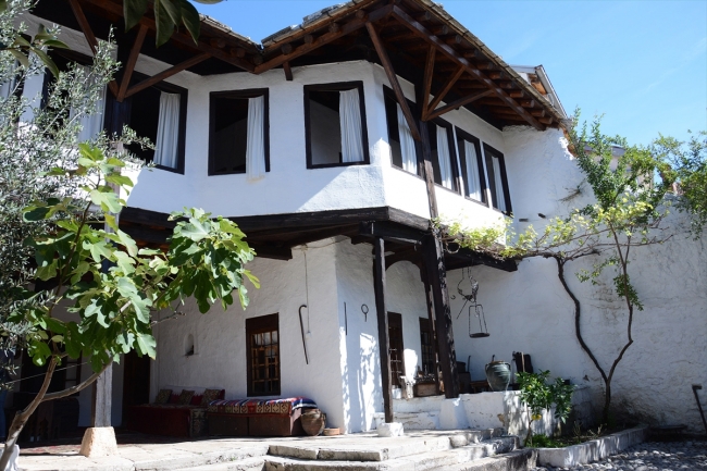 Mostar'ın asırlık Osmanlı konaklarında tarihe yolculuk