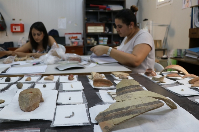 Tepebağ Höyüğü kazılarıyla Adana'nın ticari geçmişi gün yüzüne çıkarılıyor