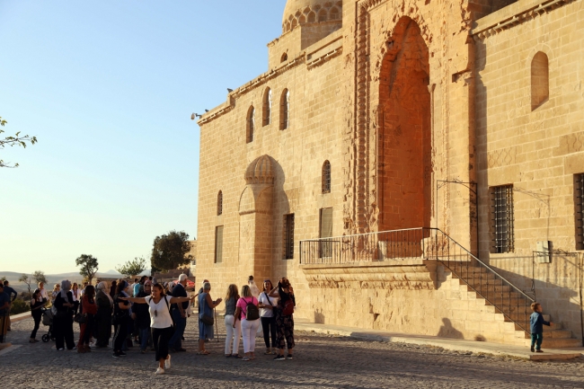 Hoşgörü kenti Mardin'e sonbaharda turist ilgisi