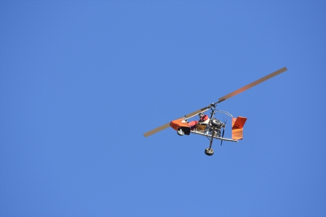 Doktor ve tekstilci iki arkadaş "döner kanatlı ve pervaneli hava taşıtı" üretti