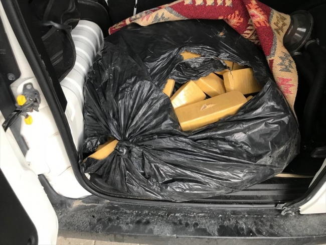 Van'da 51 kilo uyuşturucu ele geçirildi