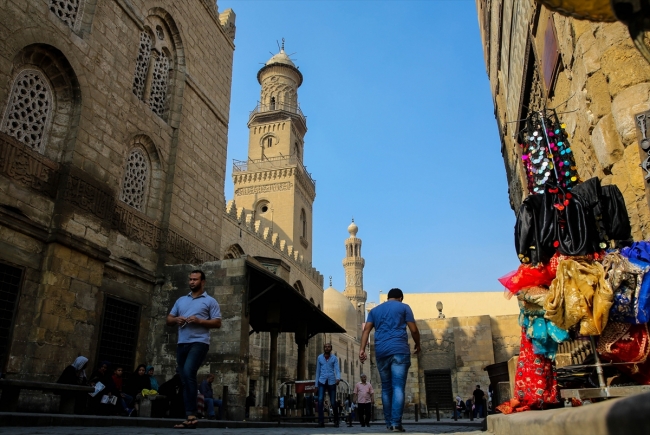 Kahire'deki Türk tarihi eserleri açık hava müzesi: El-Muiz Caddesi