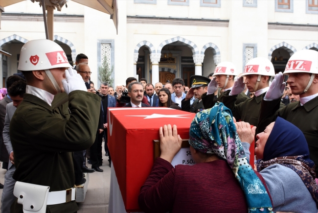 Hakkari şehitleri son yolculuğuna uğurlandı