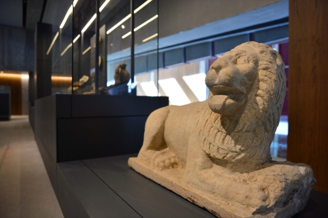 Dünyanın en önemli çağdaş arkeoloji müzelerinden "Troya Müzesi" açıldı