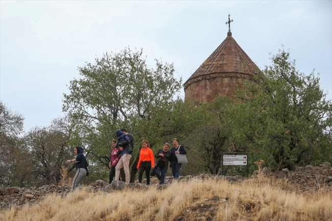 Akdamar Adası tatlı suya kavuşuyor