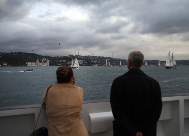 Yatlar İstanbul Boğazı'nda yelken açtı