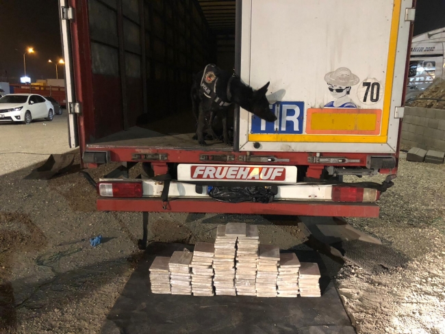 Gaziantep ve Van'da uyuşturucu operasyonu