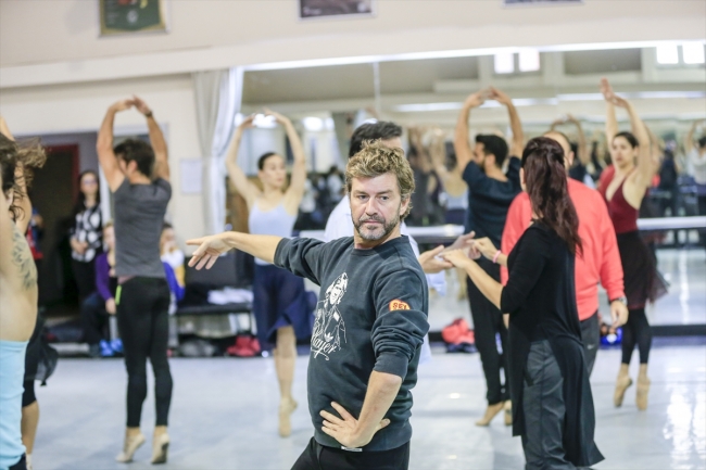 "Troya" büyük bir sahne şovuyla seyirciyle buluşmaya hazırlanıyor