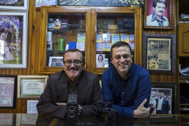 57 yıldır mutlu anları ölümsüzleştiriyor