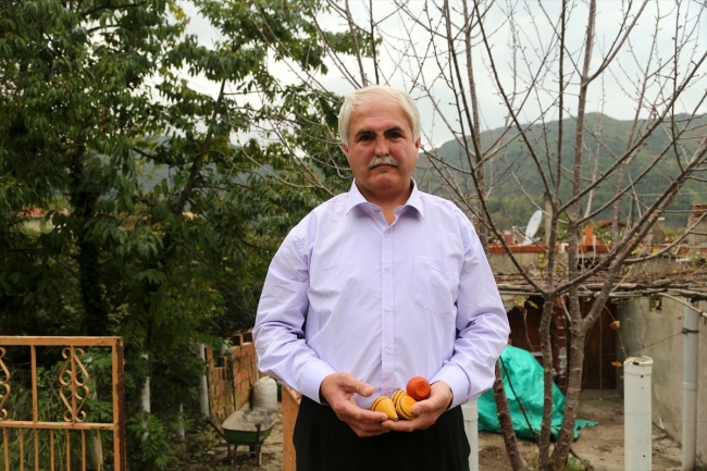 15 yıldır ayrılmadığı köyünden Afrinli çocuklar için çıktı