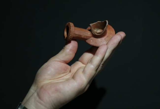 Bursa'da Osmanlı dönemine ait çok sayıda pipo bulundu